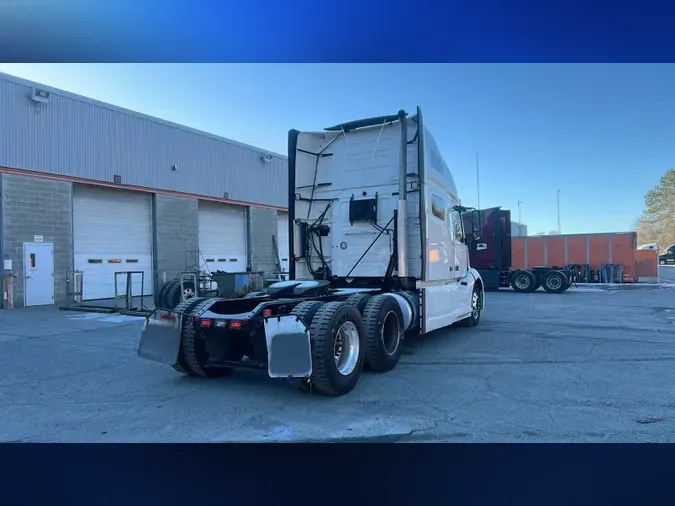 2023 Volvo VNL 760