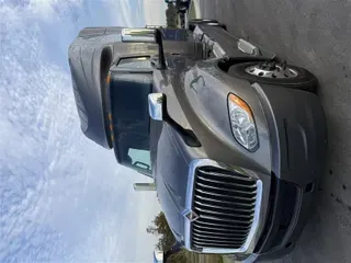 2022 INTERNATIONAL LT625