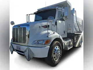 2020 Peterbilt 337