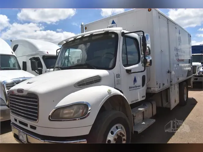 2009 FREIGHTLINER BUSINESS CLASS M2 106e8b93605169df792a1e6a23378c1f089