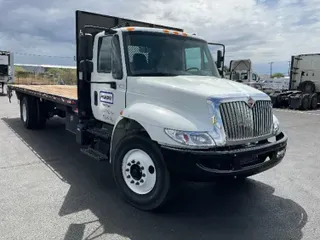 2018 INTERNATIONAL 4300