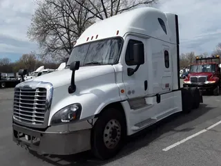 2019 FREIGHTLINER/MERCEDES CASCADIA 125