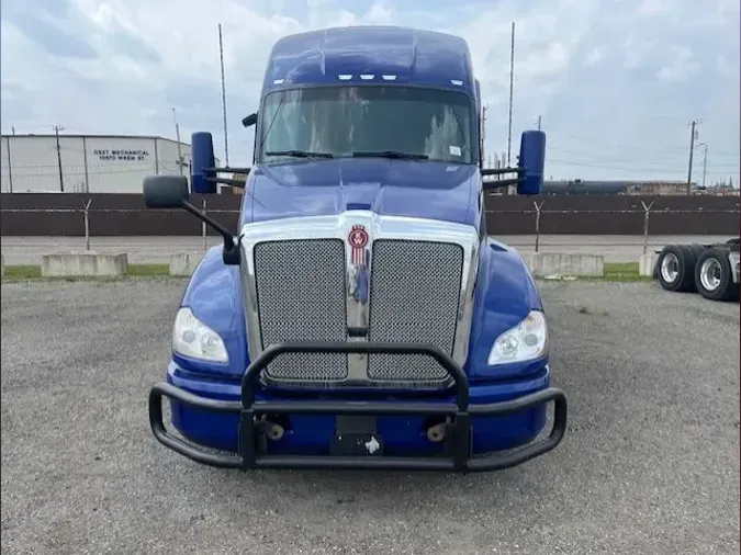 2022 Kenworth T680