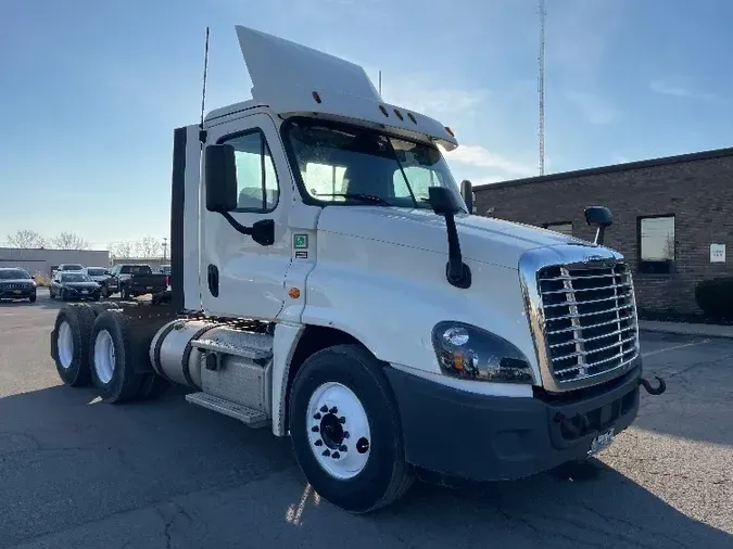 2018 Freightliner X12564STe8be2e739c98be633326a8db5a440f04