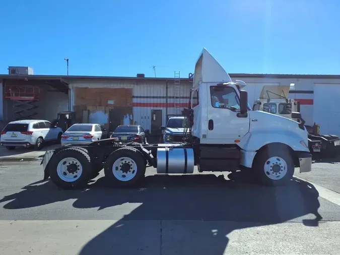 2019 NAVISTAR INTERNATIONAL LT625 DAYCAB T/Ae8c241c8ef77f3feb298ae9e68bda6ff