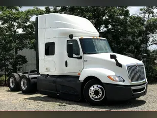 2022 INT LT625 6x4