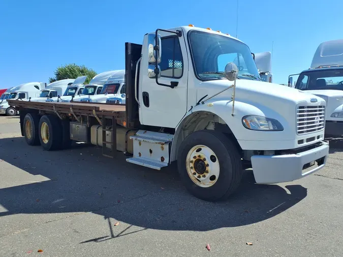 2015 FREIGHTLINER/MERCEDES M2 106