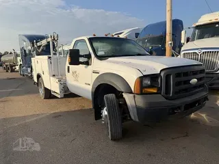 2006 FORD F550 SD