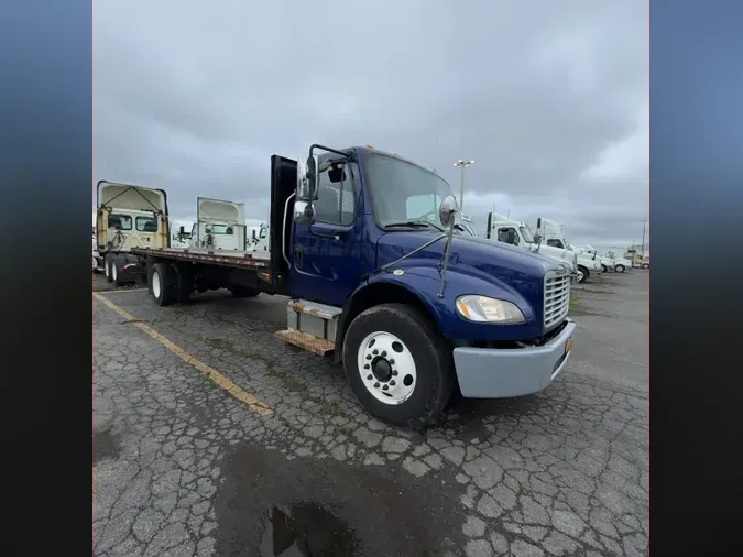 2020 FREIGHTLINER M2 106