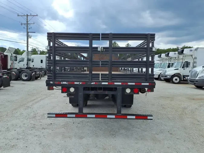 2017 FREIGHTLINER M2 106