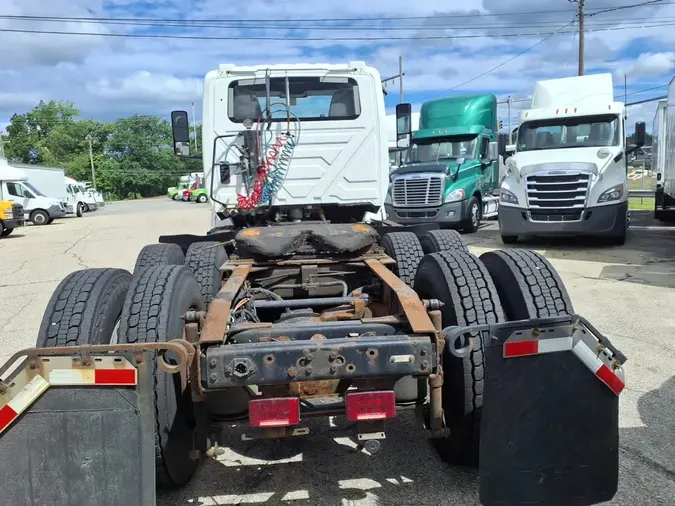 2019 NAVISTAR INTERNATIONAL LT625 DAYCAB T/A