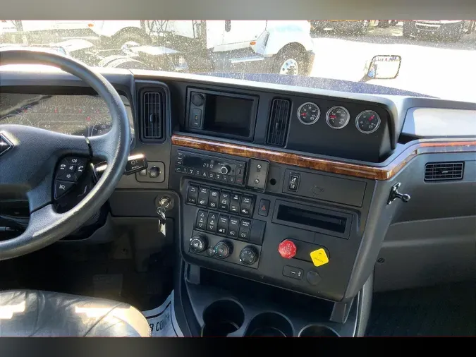 2022 INT LT625 6x4e8d49cd82e201d24153cb8fb10b2383d