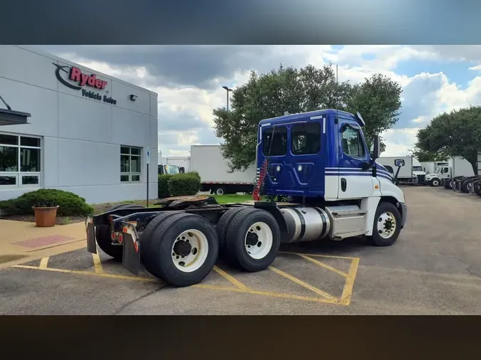2020 FREIGHTLINER/MERCEDES CASCADIA 125
