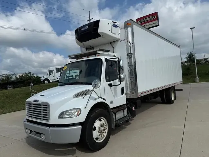 2018 Freightliner M2 106