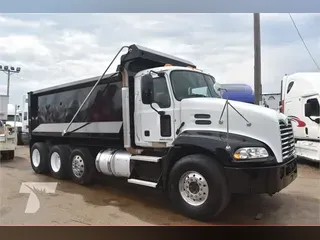 2013 MACK PINNACLE CXU612