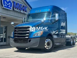 2021 FREIGHTLINER Cascadia 126