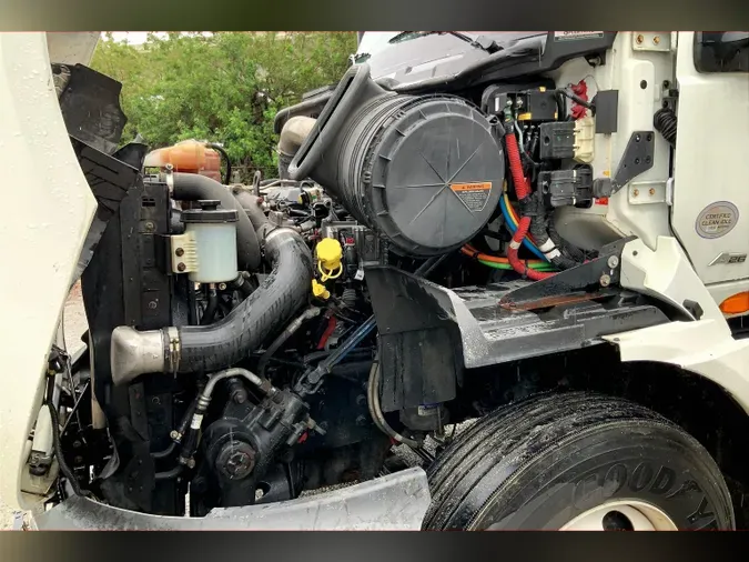 2019 INT RH613 4x2