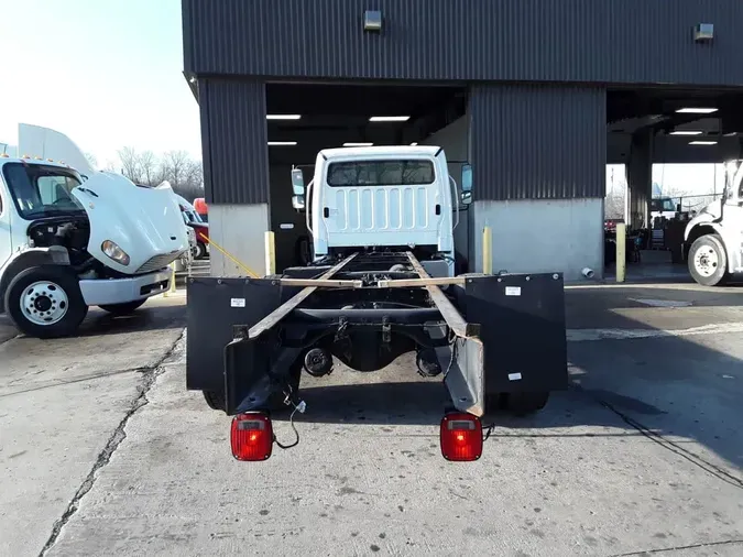 2020 FREIGHTLINER/MERCEDES M2 106