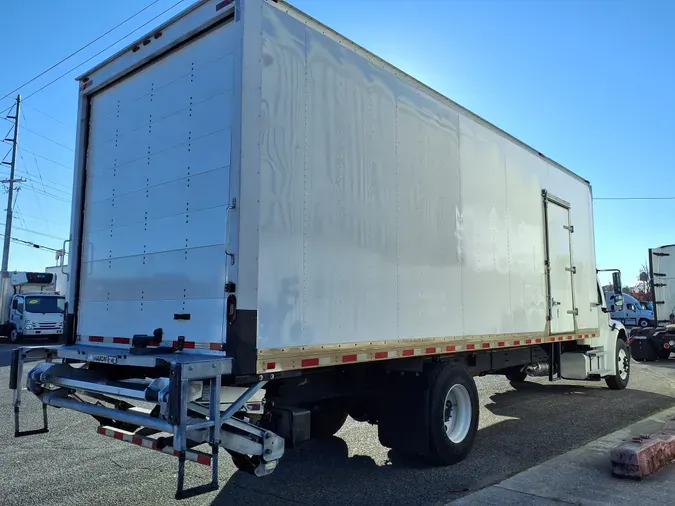 2018 FREIGHTLINER/MERCEDES M2 106