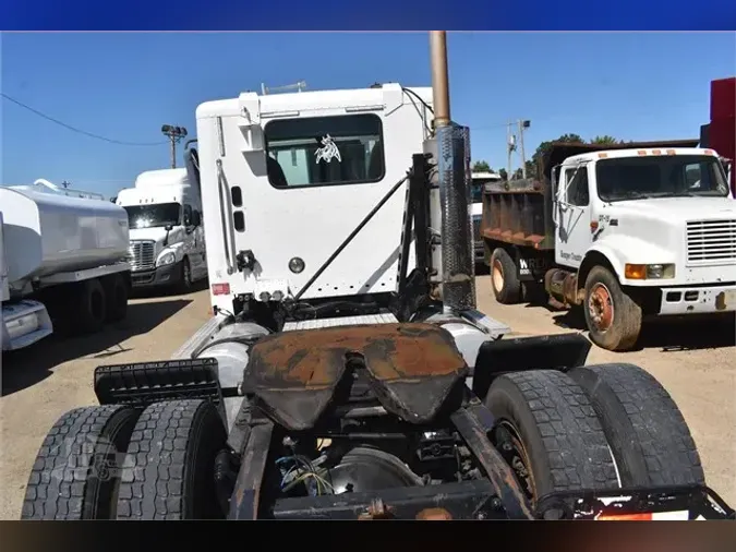 2008 FREIGHTLINER COLUMBIA 112