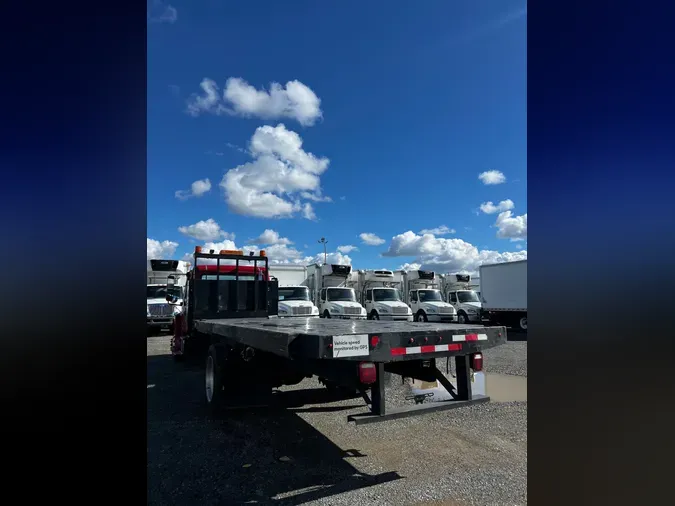 2018 FREIGHTLINER/MERCEDES M2 106