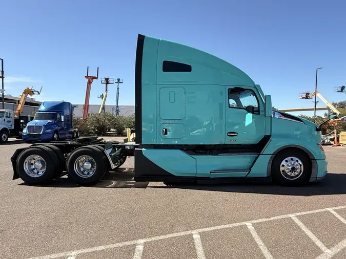 2022 Kenworth T680