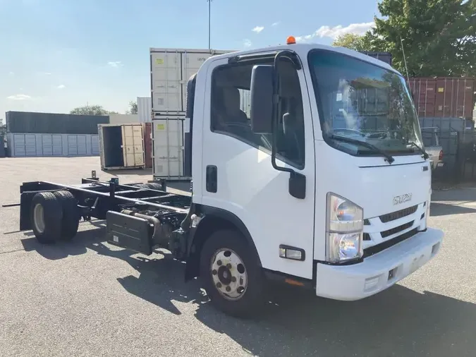 2019 ISUZU NPR HD