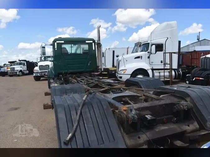 2003 MACK GRANITE CV713