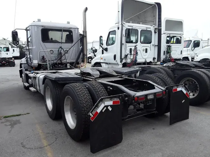 2017 MACK TRUCKS, INC. CXU600