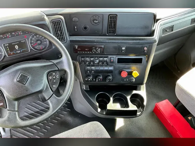 2021 INT LT625 6x4