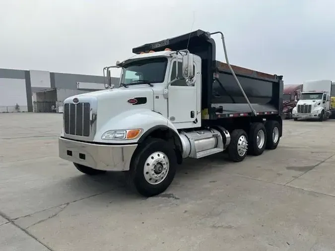 2020 Peterbilt 348