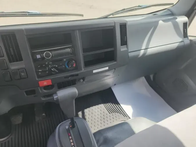 2016 ISUZU NPR HD