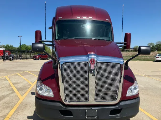 2021 Kenworth T680