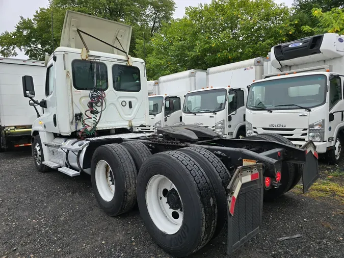 2018 FREIGHTLINER/MERCEDES CASCADIA 125