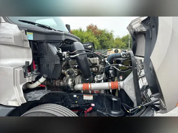 2022 Freightliner Cascadia 126
