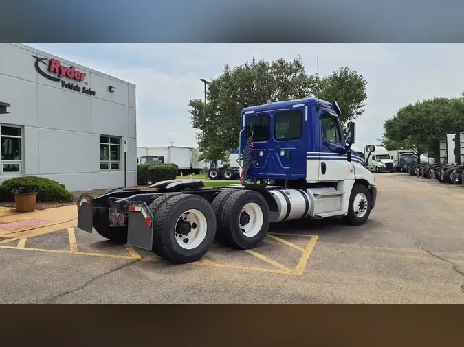 2020 FREIGHTLINER/MERCEDES CASCADIA 125e8f923633824516823342c3ed490ff74