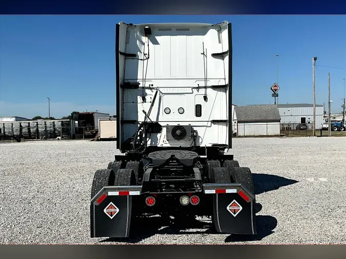 2021 INT LT625 6x4