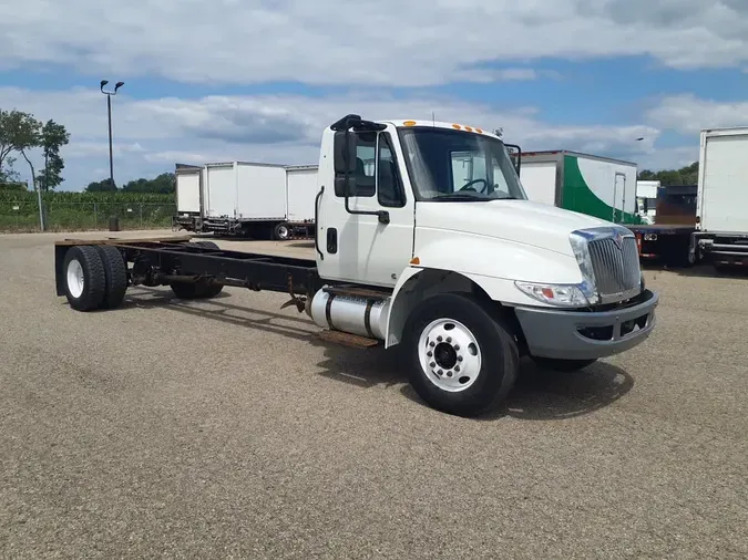 2019 NAVISTAR INTERNATIONAL 4300