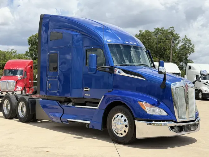 2023 Kenworth T680
