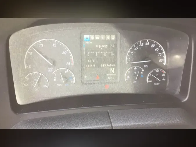 2023 Freightliner Cascadia 126