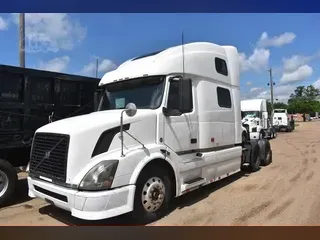 2007 VOLVO VNL64T780