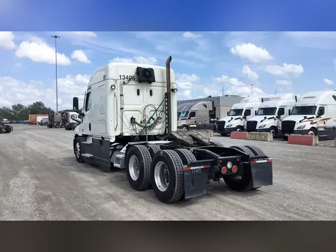 2021 Freightliner Cascadia 126e90b34e2f549c5ee6e9dad06d7ccb7de