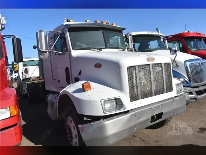 2000 PETERBILT 330e90b7dbe1e742ba1a222bd674332ea71