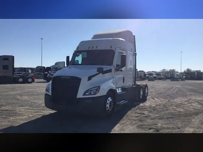 2022 Freightliner Cascadia 126e90e542458d5121f84c675add96d1e13