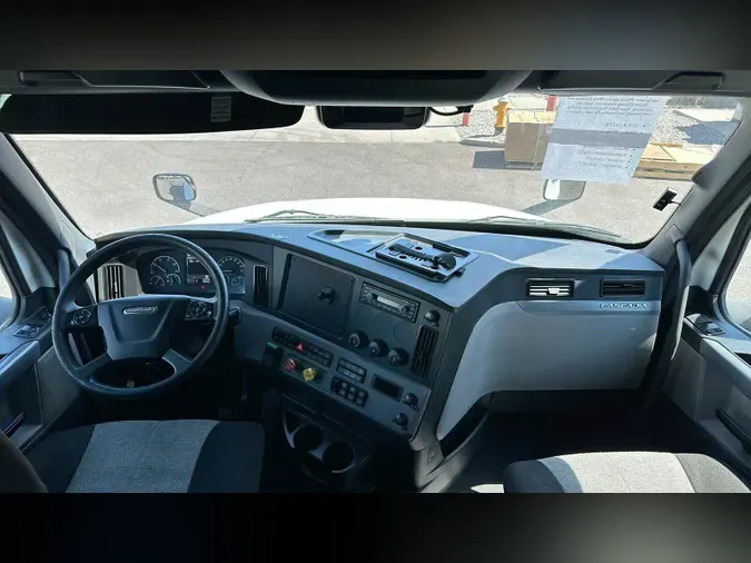 2021 Freightliner Cascadia