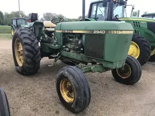 1980 John Deere 2940