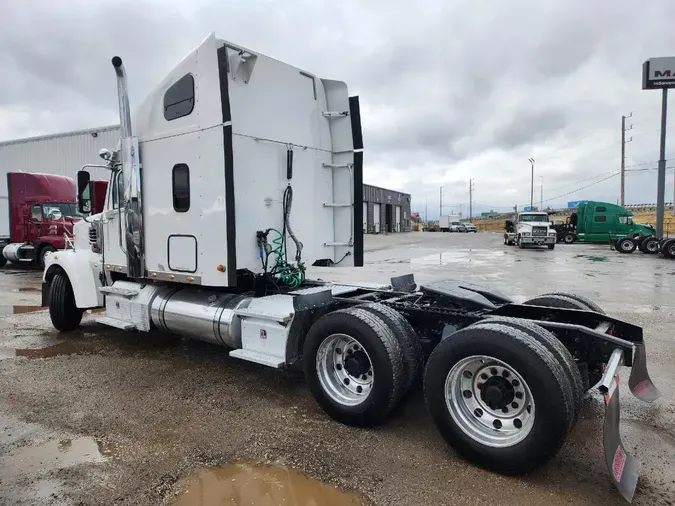 2016 FREIGHTLINER Coronado 132