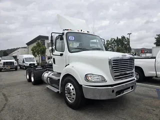 2023 Freightliner Business Class M2 112