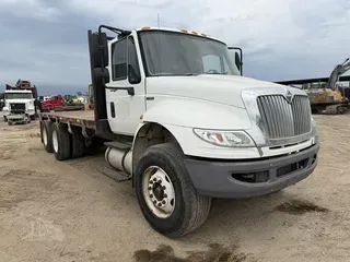2010 INTERNATIONAL DURASTAR 4400