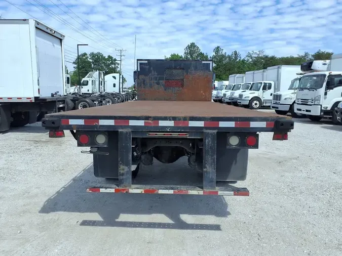 2014 FREIGHTLINER M2 106